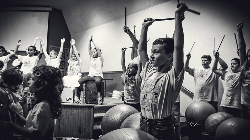 Coda Mountain Academy - Kids in percussion class