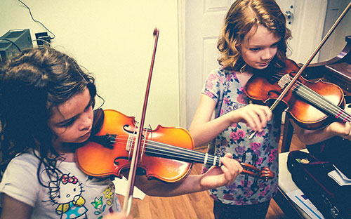 Violin Duet Girls